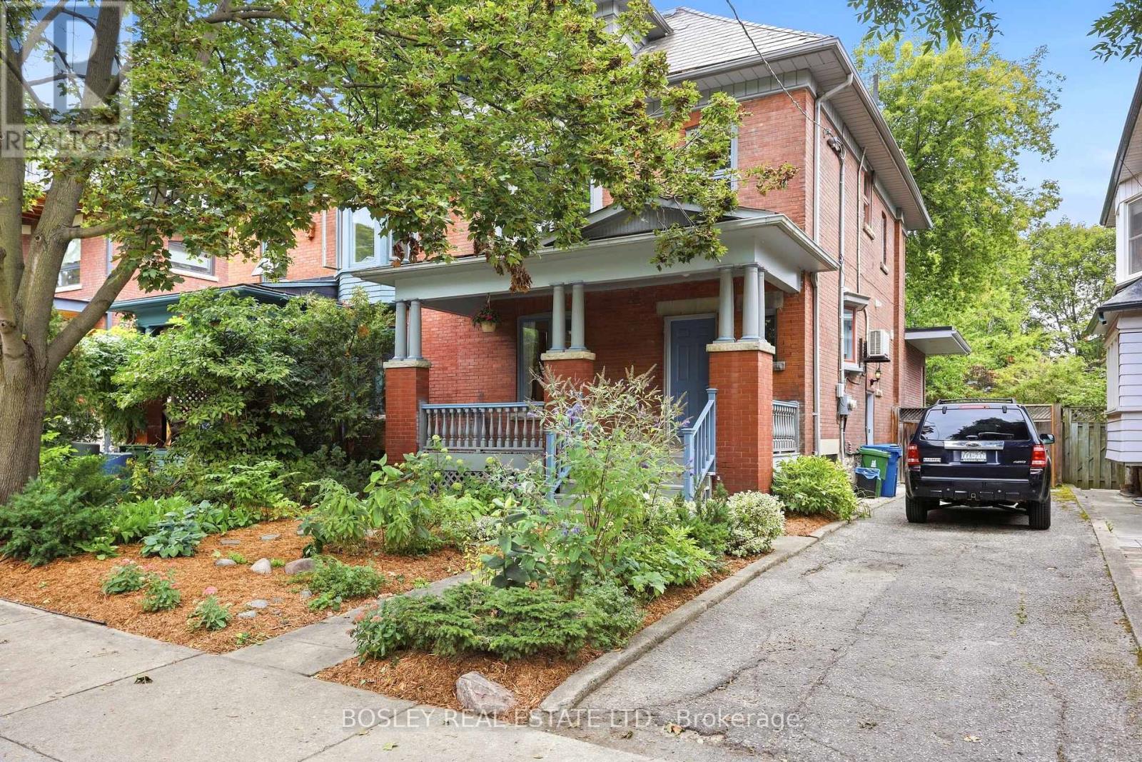 123 Havelock Street, Toronto, Ontario  M6H 3B7 - Photo 2 - C13810220