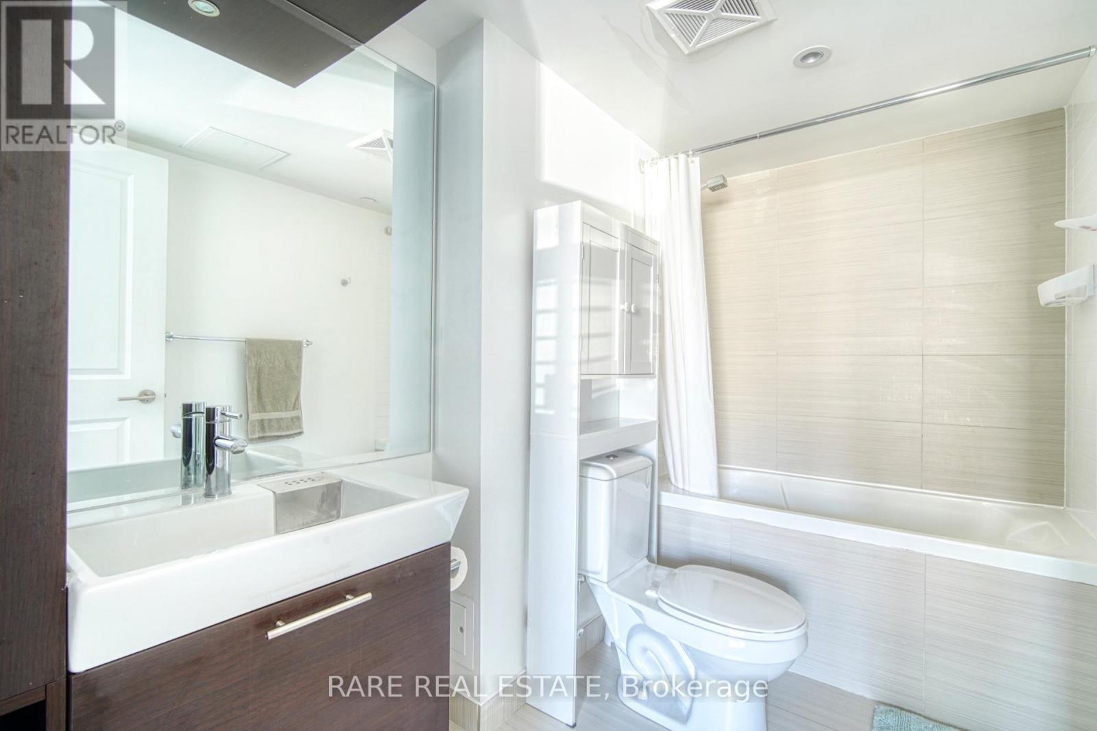 1024 - 386 Yonge Street, Toronto, Ontario  M6B 0A5 - Photo 14 - C13810252