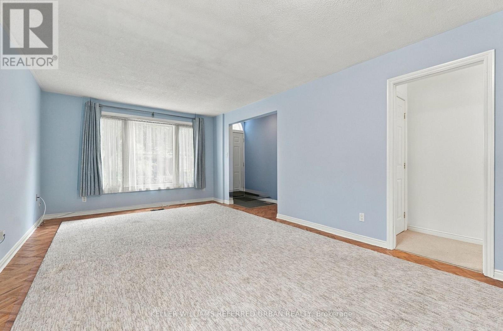 146 Montrose Avenue, Toronto, Ontario  M6J 2T7 - Photo 6 - C13810332