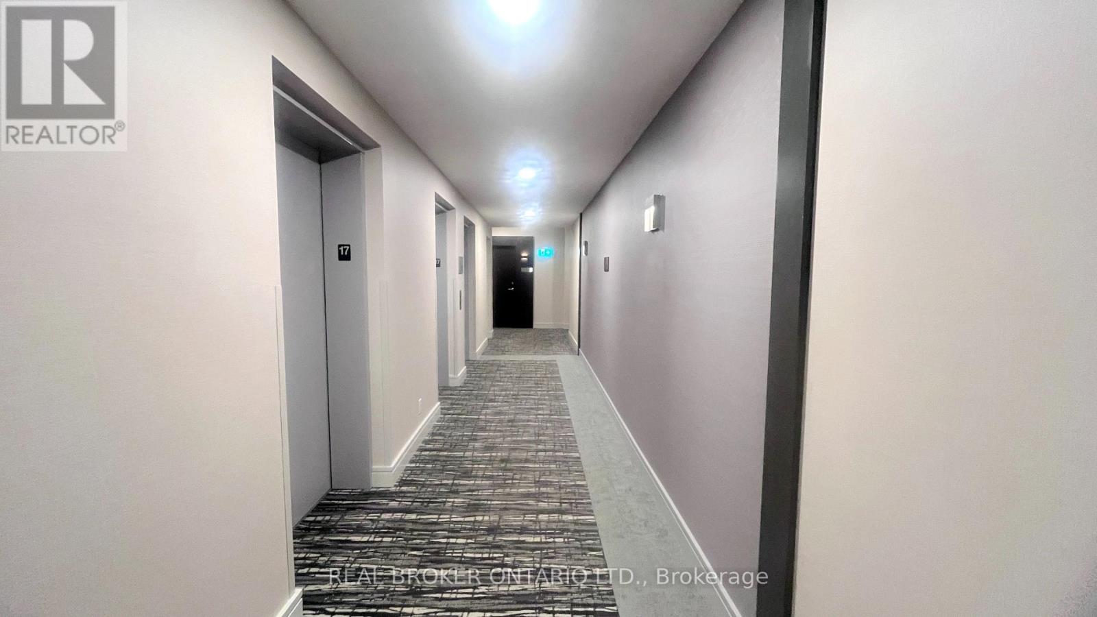 1702 - 112 George Street, Toronto, Ontario  M5A 2M5 - Photo 3 - C13810356