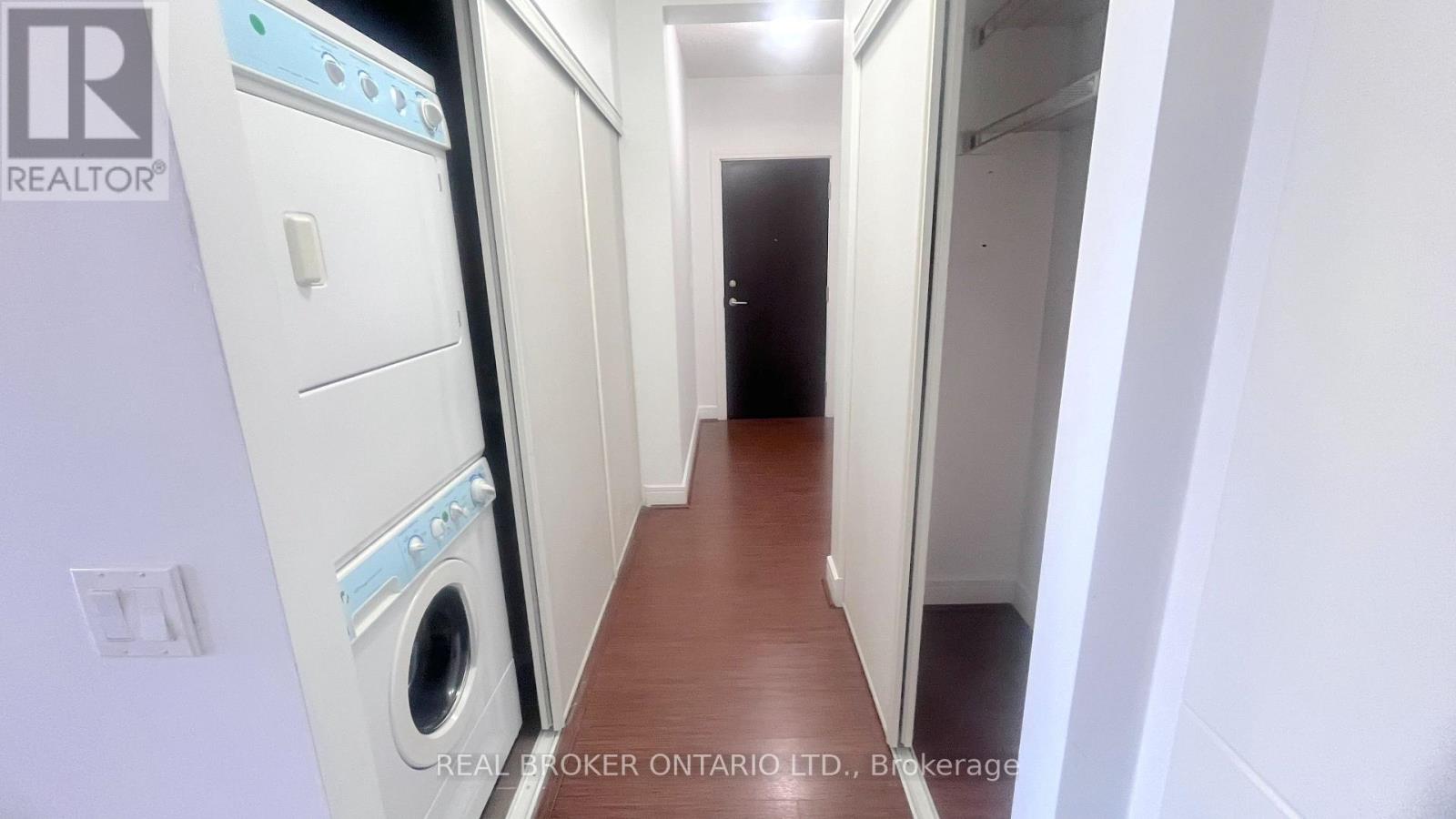1702 - 112 George Street, Toronto, Ontario  M5A 2M5 - Photo 8 - C13810356