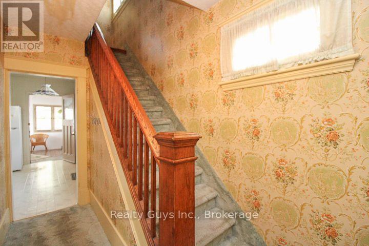 523 Armour Road, Peterborough, Ontario  K9H 1Y8 - Photo 12 - X13810264