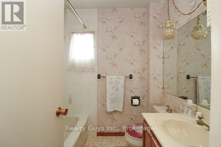 523 Armour Road, Peterborough, Ontario  K9H 1Y8 - Photo 30 - X13810264