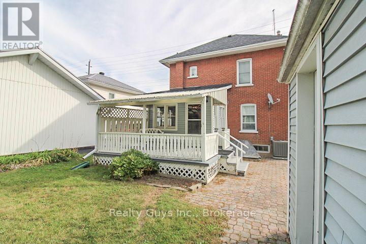 523 Armour Road, Peterborough, Ontario  K9H 1Y8 - Photo 6 - X13810264