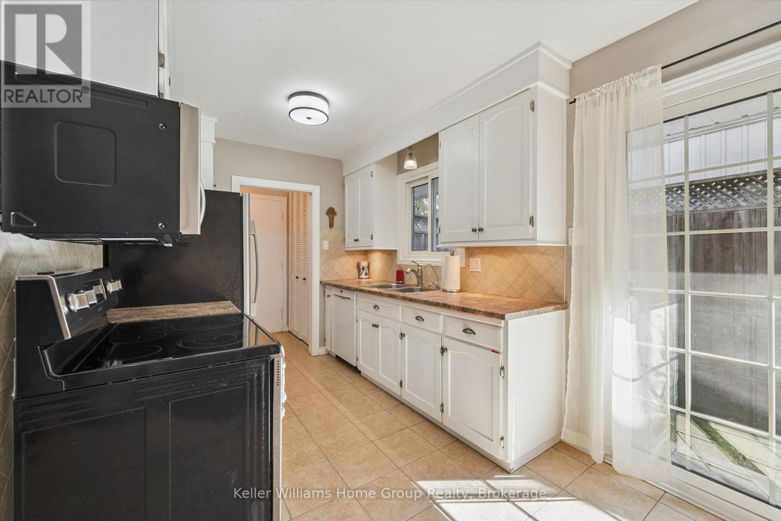 35 Crosby Drive, Kitchener, Ontario  N2B 2K9 - Photo 11 - X13810222
