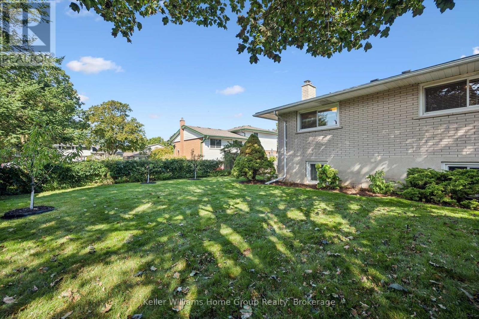 35 Crosby Drive, Kitchener, Ontario  N2B 2K9 - Photo 31 - X13810222