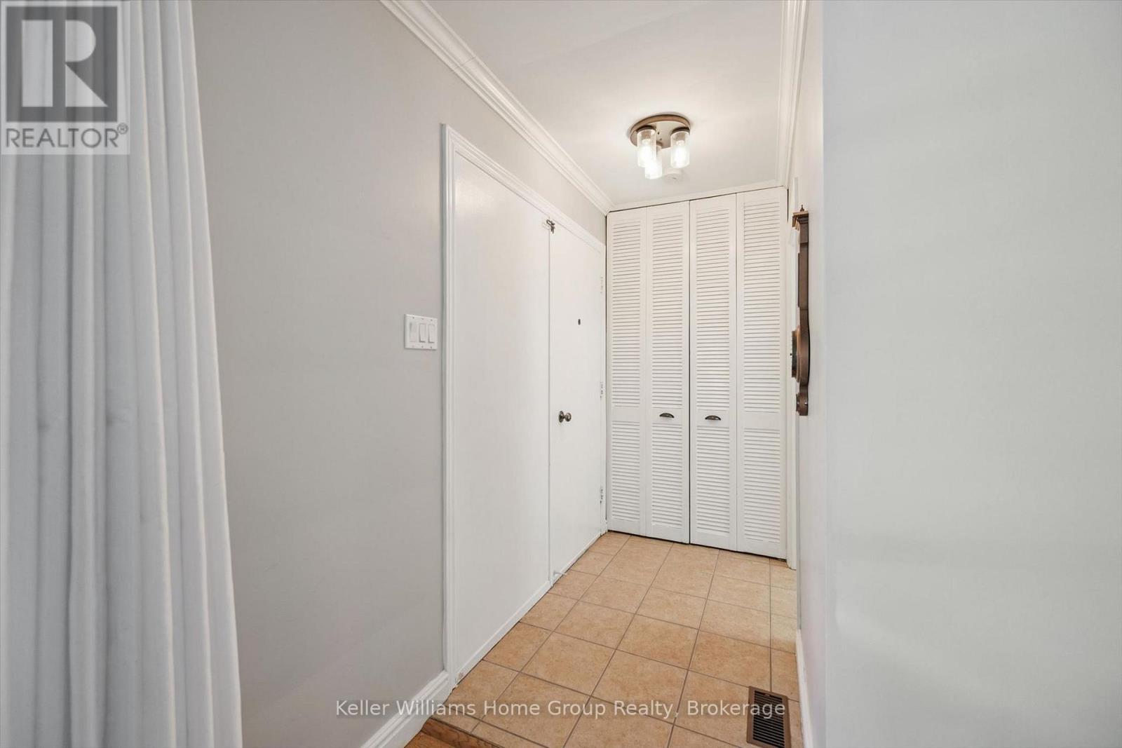 35 Crosby Drive, Kitchener, Ontario  N2B 2K9 - Photo 5 - X13810222