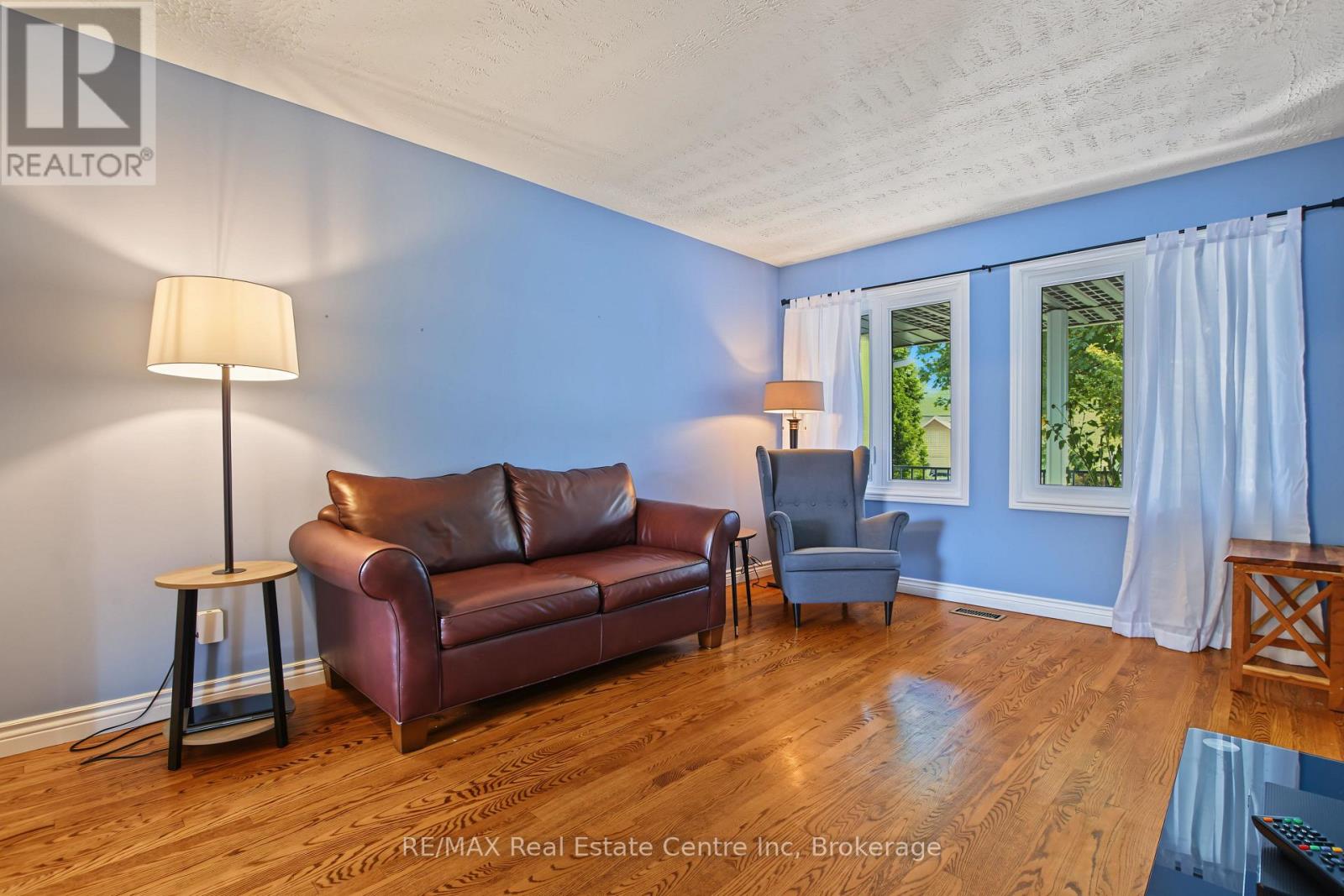 71 Linda Drive, Cambridge, Ontario N3C 3W6 - Photo 8 - X13810310