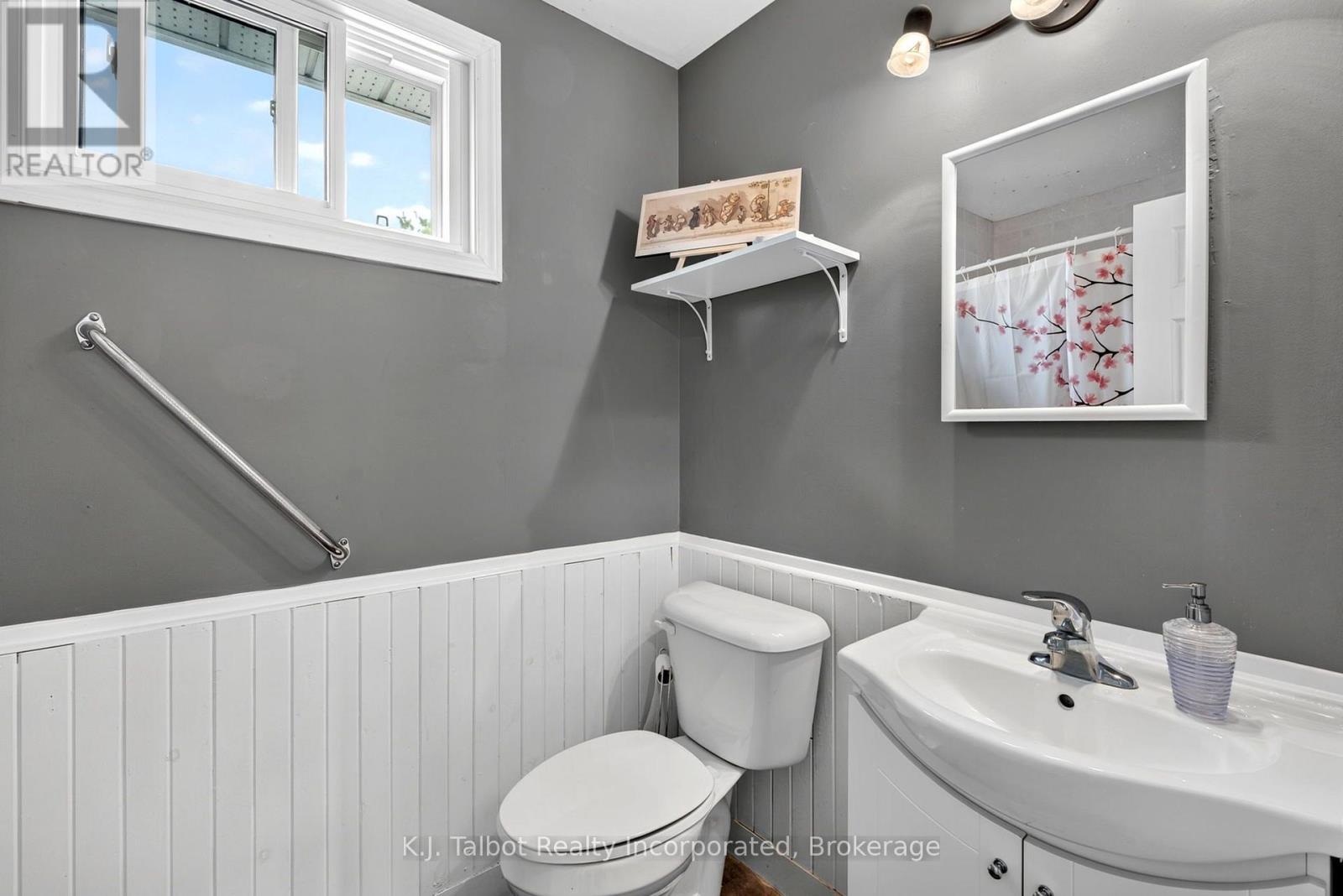 313 Cambridge Street, Goderich, Ontario N7A 4G4 - Photo 19 - X13810336