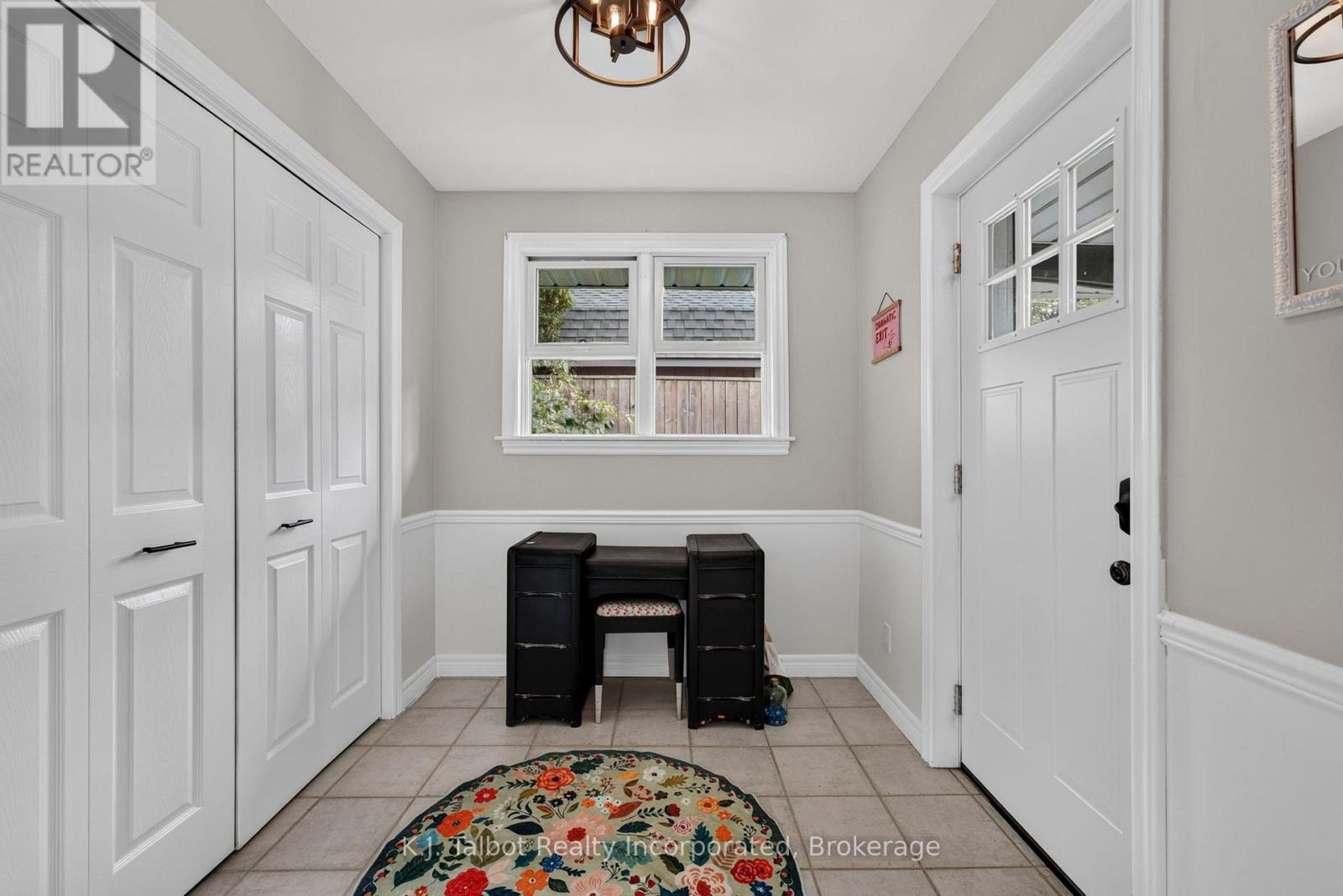 313 Cambridge Street, Goderich, Ontario N7A 4G4 - Photo 4 - X13810336