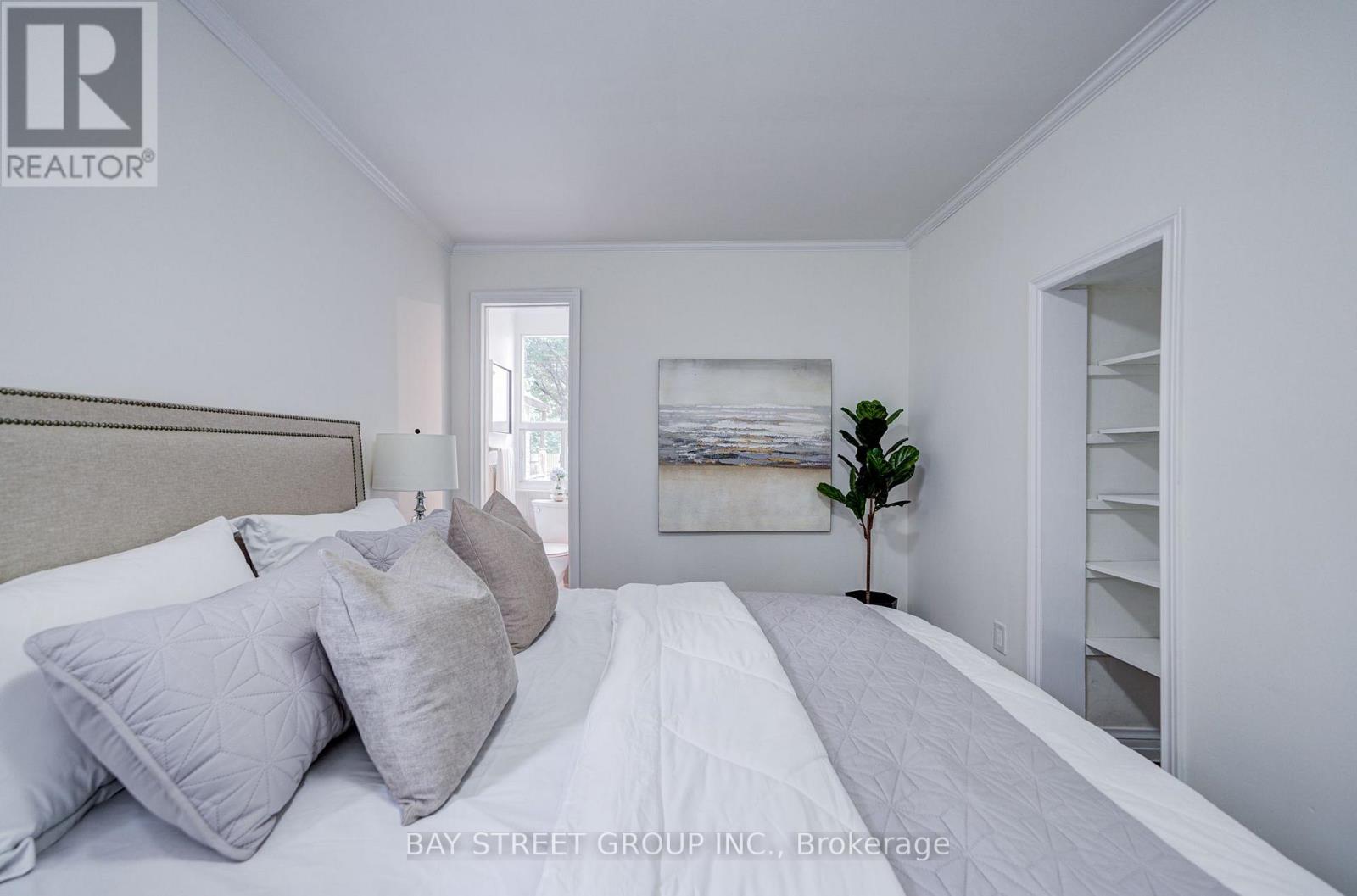 7 Emmott Avenue, Toronto, Ontario  M1L 2X2 - Photo 22 - E13810112