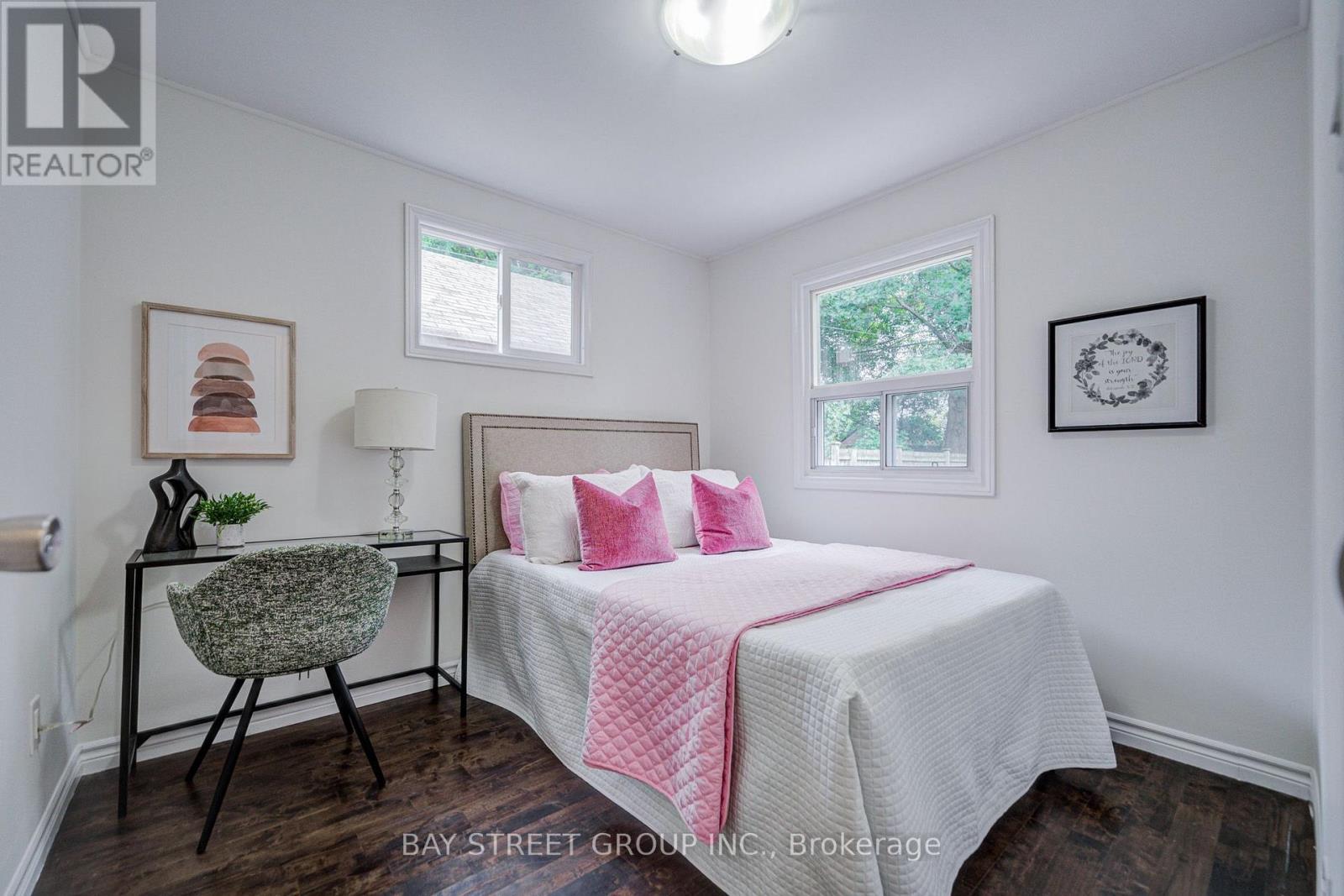 7 Emmott Avenue, Toronto, Ontario  M1L 2X2 - Photo 26 - E13810112