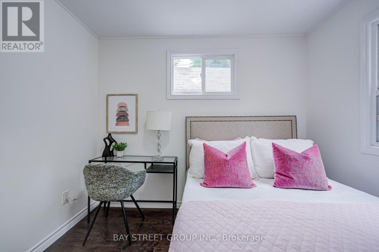 7 Emmott Avenue, Toronto, Ontario  M1L 2X2 - Photo 27 - E13810112