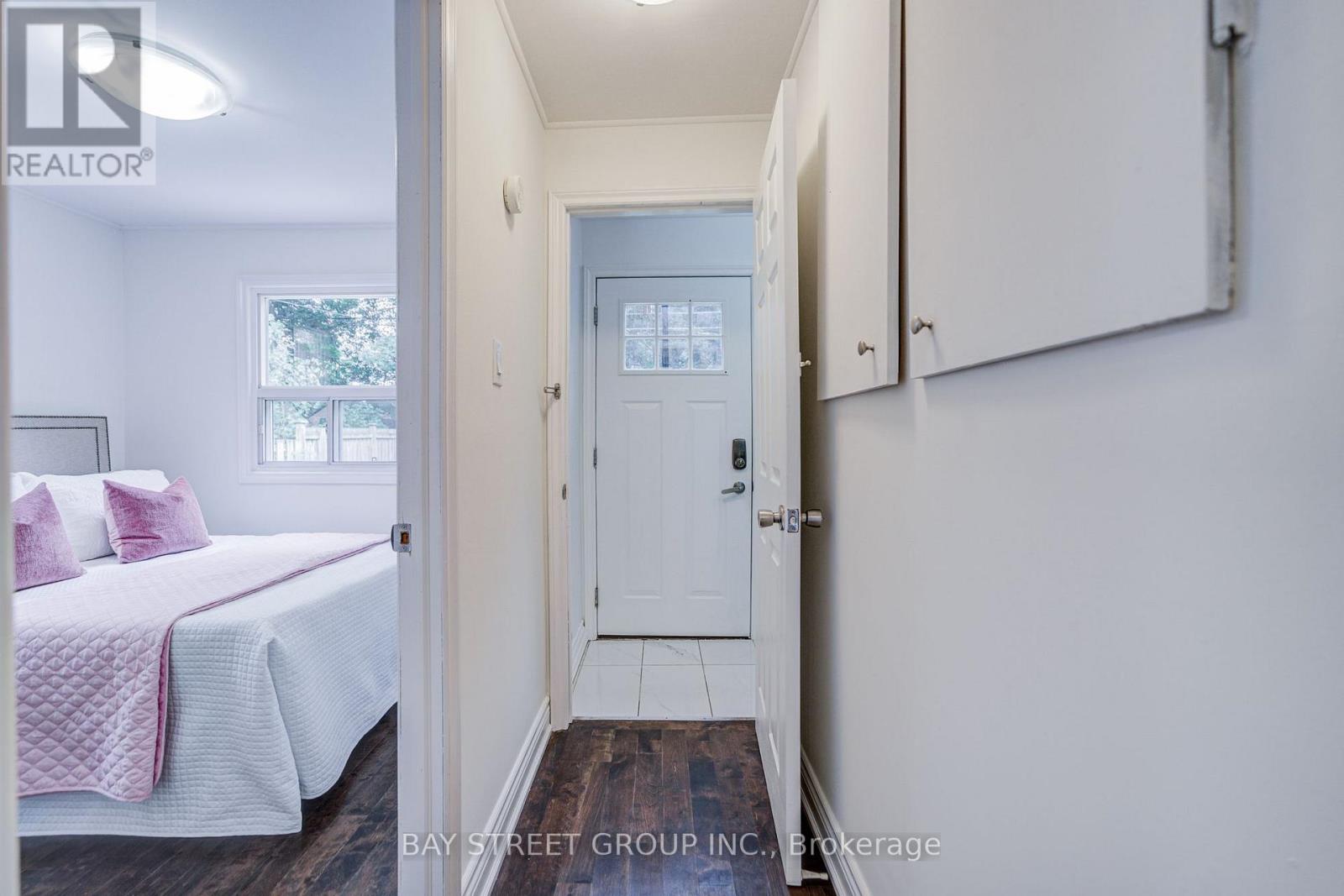 7 Emmott Avenue, Toronto, Ontario  M1L 2X2 - Photo 29 - E13810112