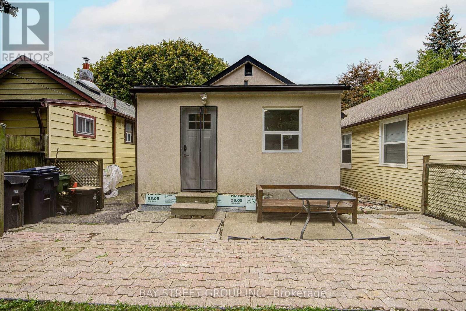7 Emmott Avenue, Toronto, Ontario  M1L 2X2 - Photo 49 - E13810112