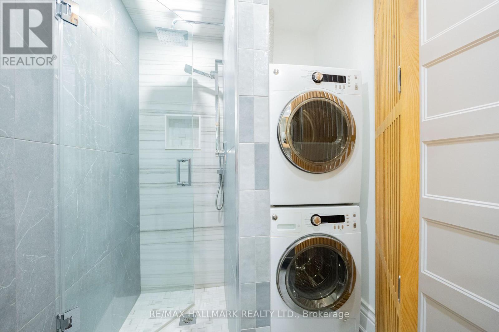 C - 74 Coxwell Avenue, Toronto, Ontario  M4L 3A7 - Photo 24 - E13810346
