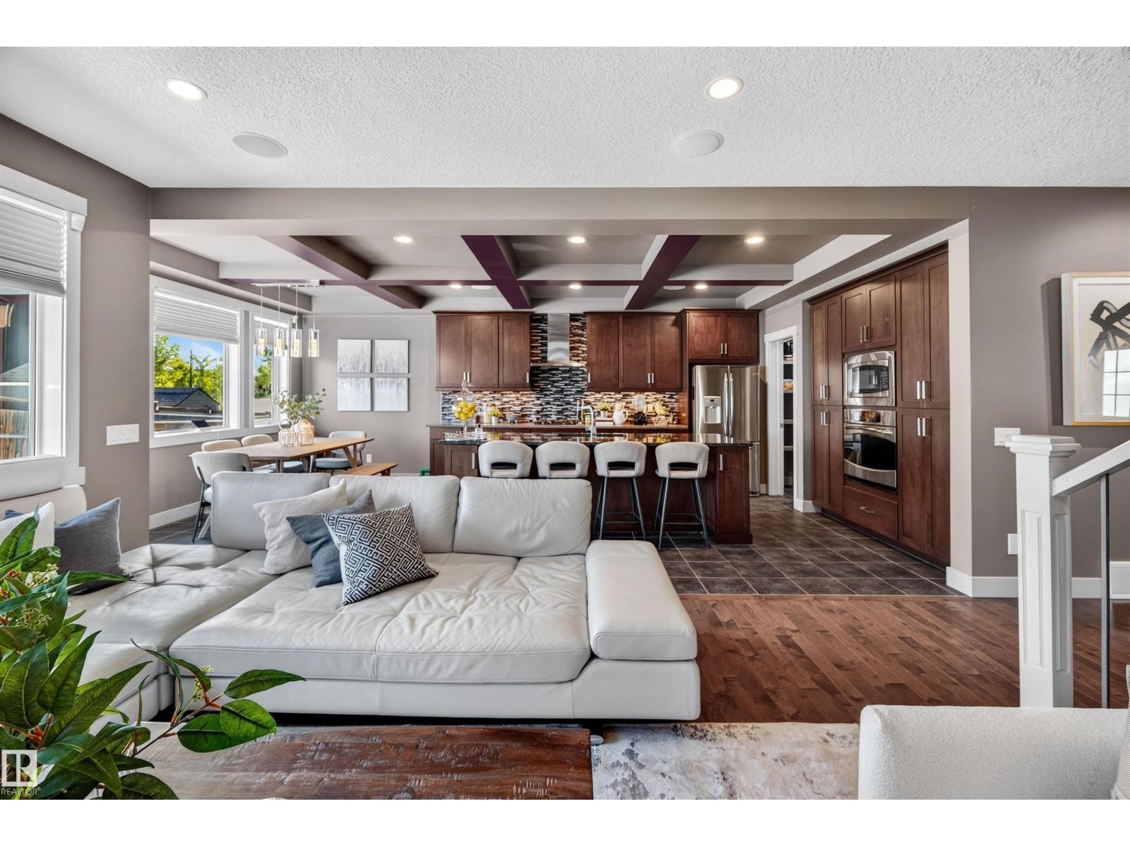 4394 CRABAPPLE CR SW