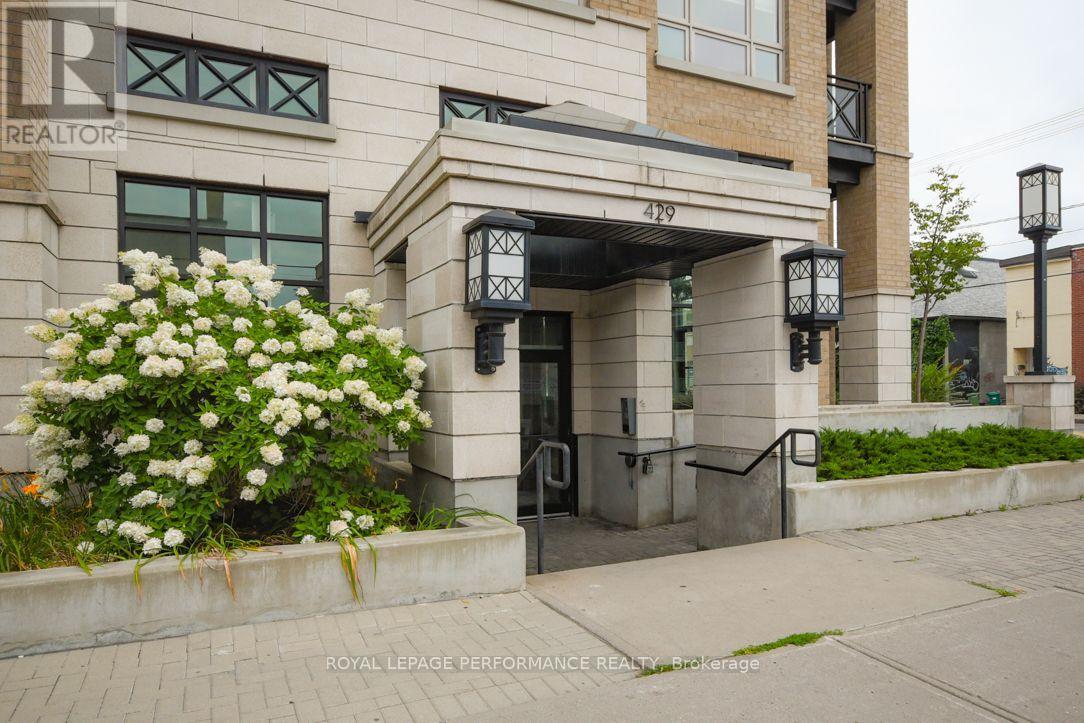 518 - 429 KENT STREET, Ottawa, Ontario