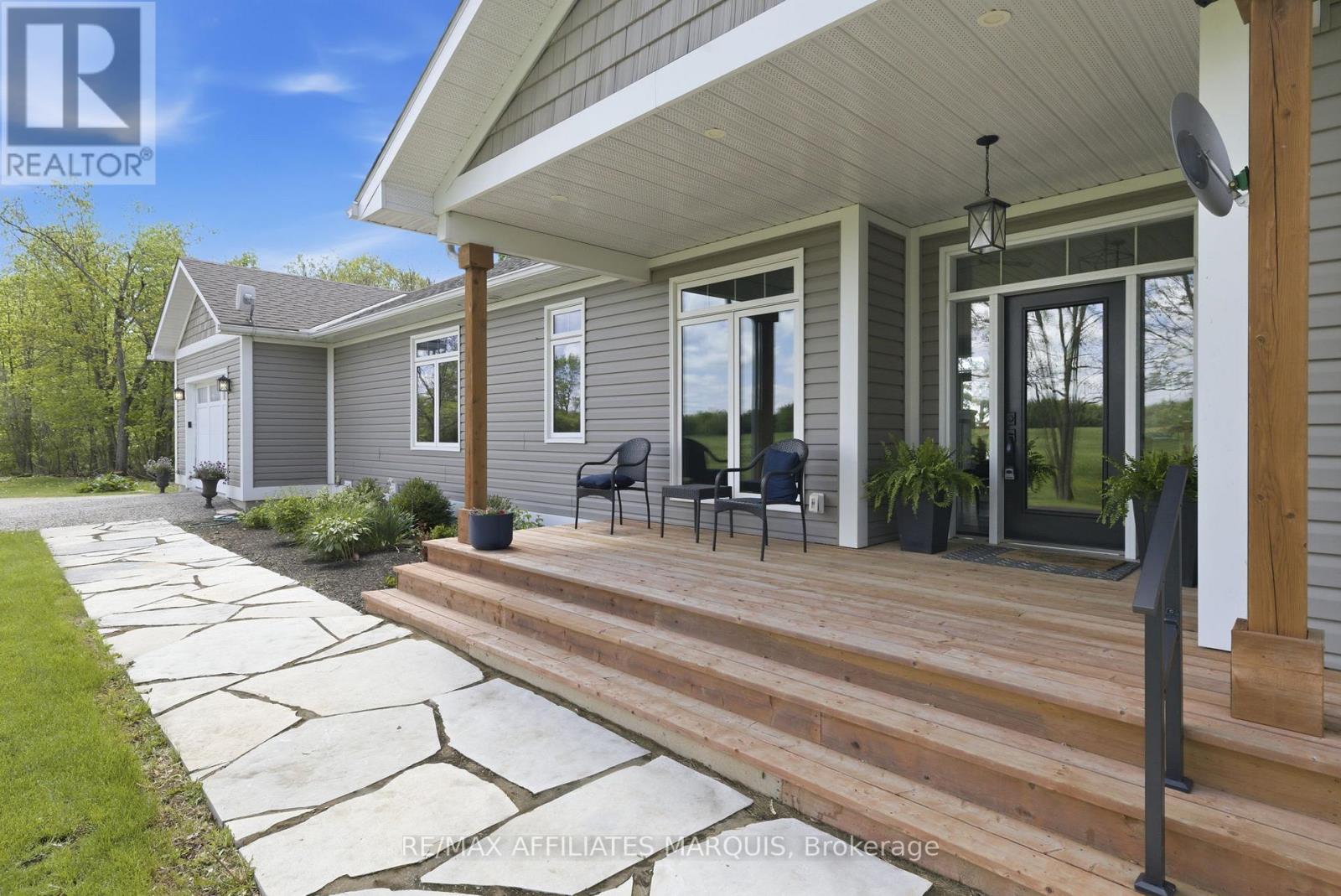 12 R9 Road, Rideau Lakes, Ontario  K0G 1L0 - Photo 3 - X13810214