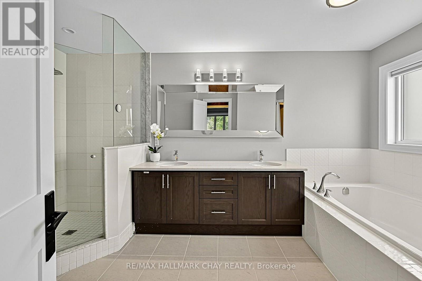 52 Copeland Crescent, Innisfil, Ontario  L0L 1L0 - Photo 25 - N13810342