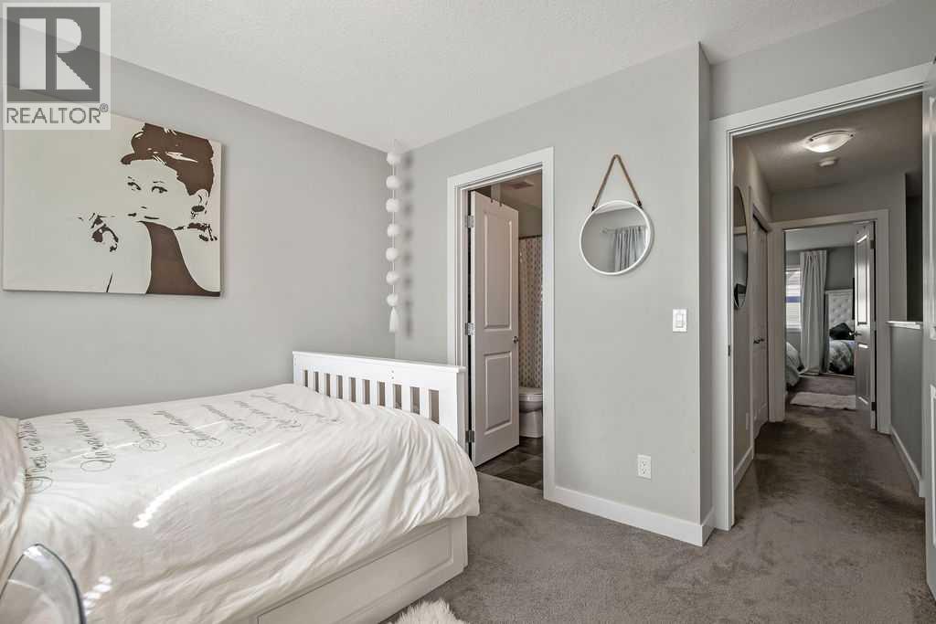 18 Legacy Path SE, Calgary, Alberta  T2X 4H9 - Photo 28 - A2346326