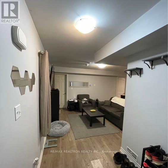 8 - 252 Penetanguishene Road, Barrie, Ontario  L4M 7C2 - Photo 4 - S13810088