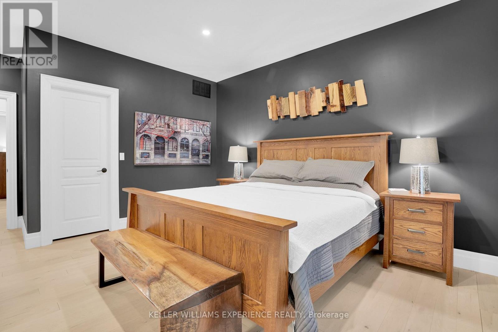 41 Heron Boulevard, Springwater (Snow Valley), Ontario  L0L 1Y3 - Photo 16 - S13810138