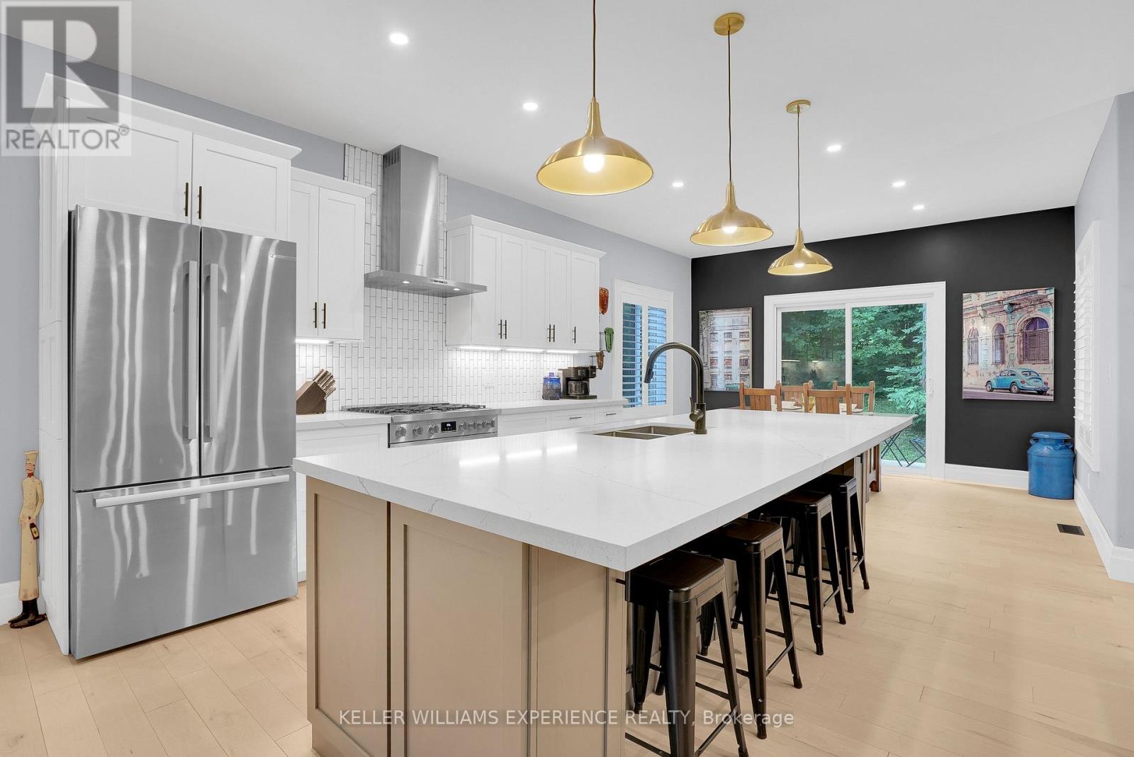41 Heron Boulevard, Springwater (Snow Valley), Ontario  L0L 1Y3 - Photo 3 - S13810138