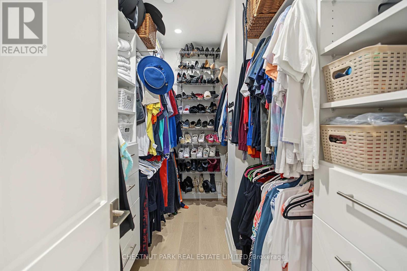 201 - 40 Rosehill Road, Toronto, Ontario  M4T 1G5 - Photo 35 - C13810278