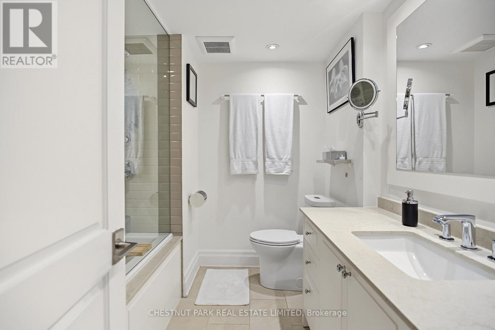 201 - 40 Rosehill Road, Toronto, Ontario  M4T 1G5 - Photo 31 - C13810278