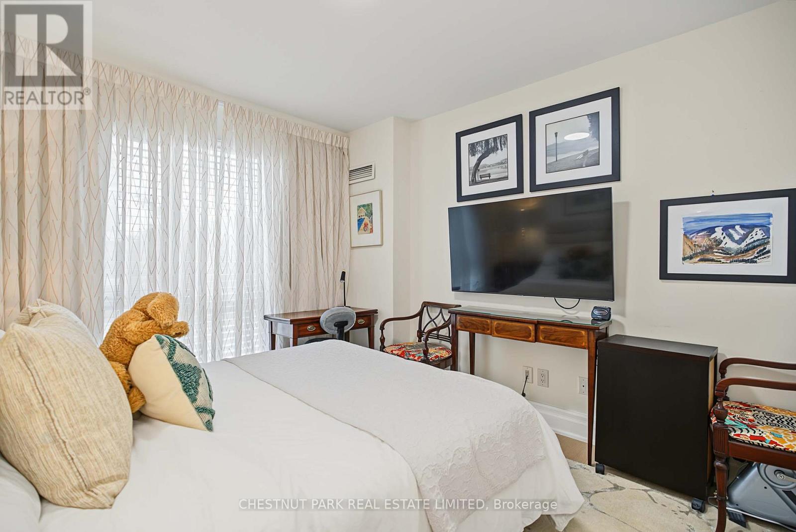 201 - 40 Rosehill Road, Toronto, Ontario  M4T 1G5 - Photo 37 - C13810278