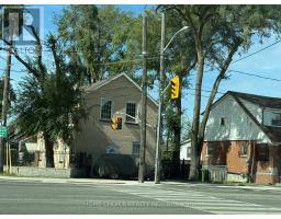 1232 JANE STREET, Toronto, Ontario