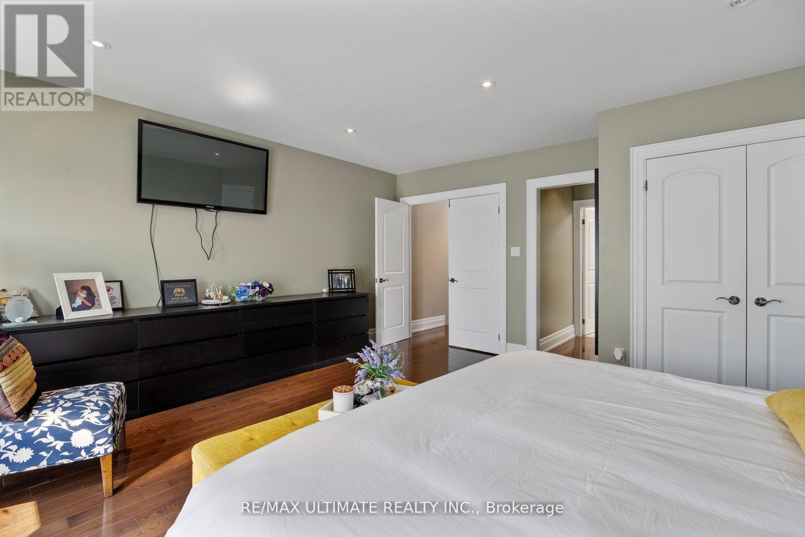 23 Seneca Avenue, Toronto, Ontario  M6N 2G7 - Photo 24 - W13810124