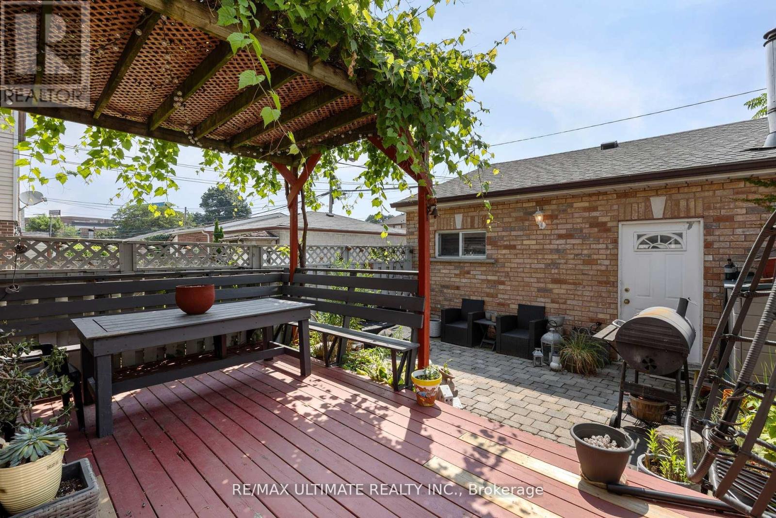 23 Seneca Avenue, Toronto, Ontario  M6N 2G7 - Photo 44 - W13810124