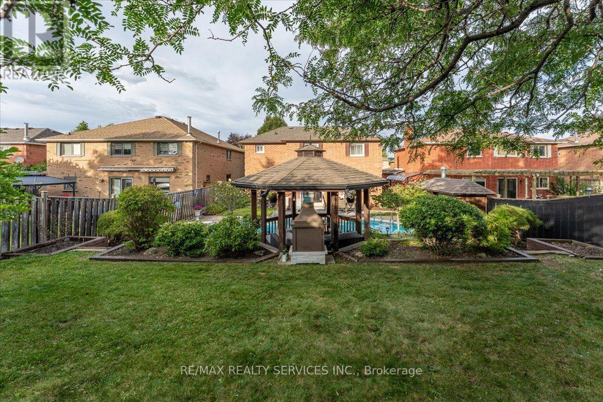 18 Corkett Drive, Brampton, Ontario  L6X 3H3 - Photo 39 - W13810154