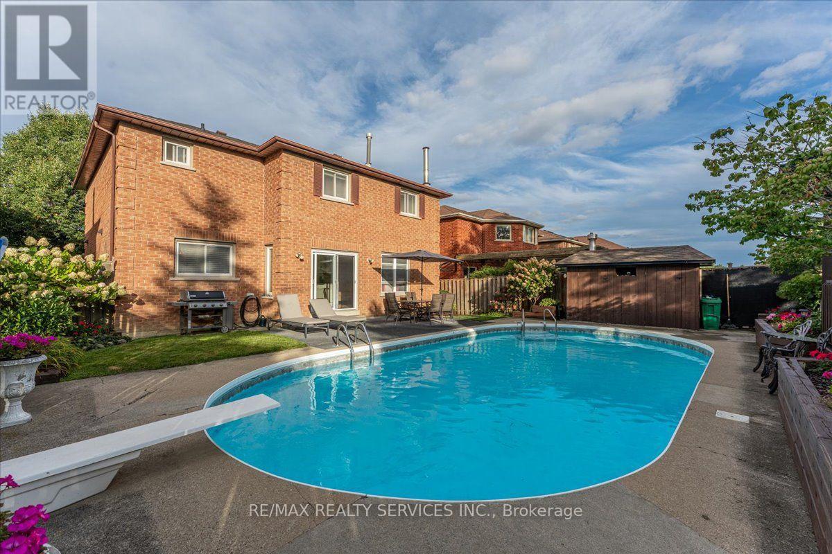 18 Corkett Drive, Brampton, Ontario  L6X 3H3 - Photo 43 - W13810154