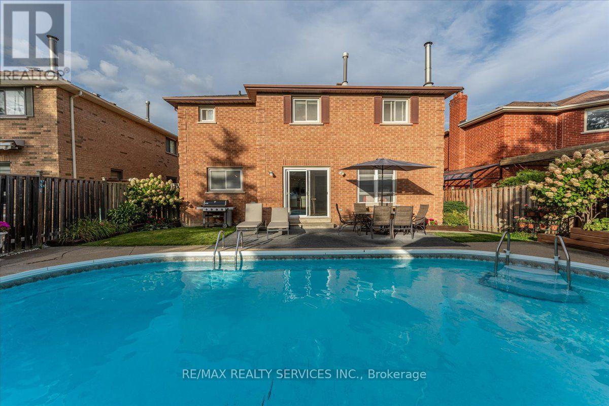 18 Corkett Drive, Brampton, Ontario  L6X 3H3 - Photo 44 - W13810154