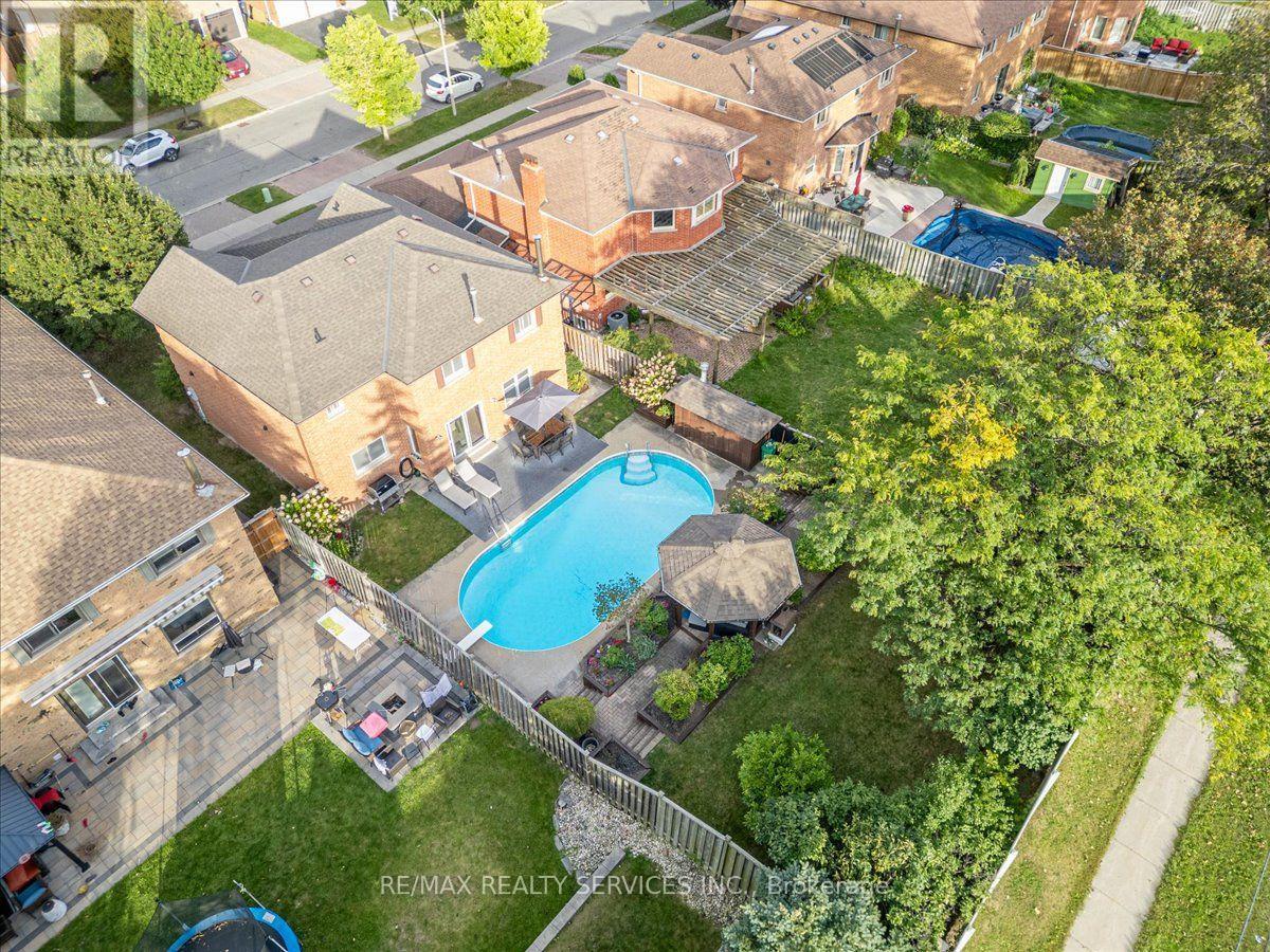 18 Corkett Drive, Brampton, Ontario  L6X 3H3 - Photo 46 - W13810154