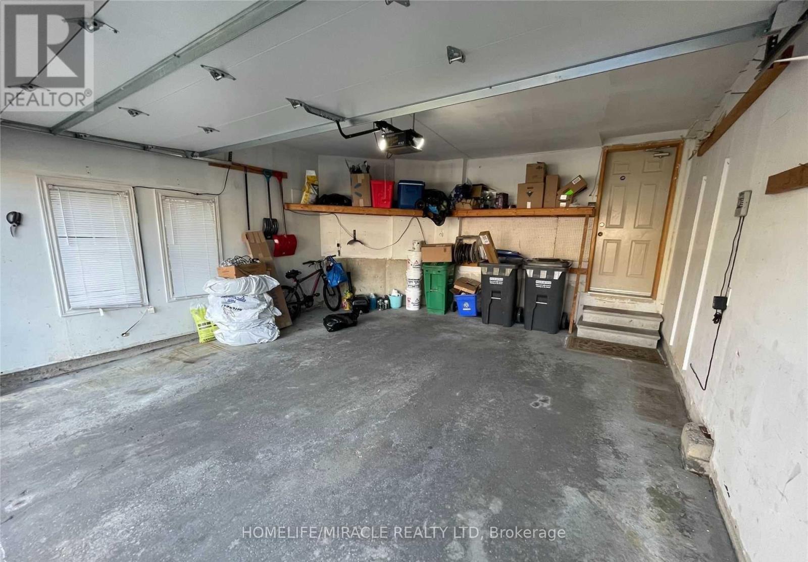Bsmt - 6 Sweet Briar Lane, Brampton, Ontario  L6Z 4V3 - Photo 2 - W13810204