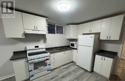 Bsmt - 6 Sweet Briar Lane, Brampton, Ontario  L6Z 4V3 - Photo 7 - W13810204