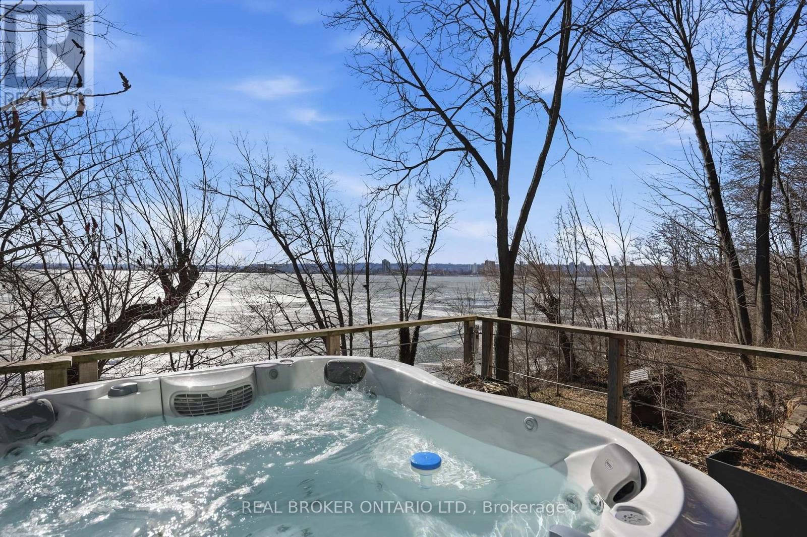 868 Danforth Place, Burlington, Ontario  L7T 1S2 - Photo 38 - W13810262