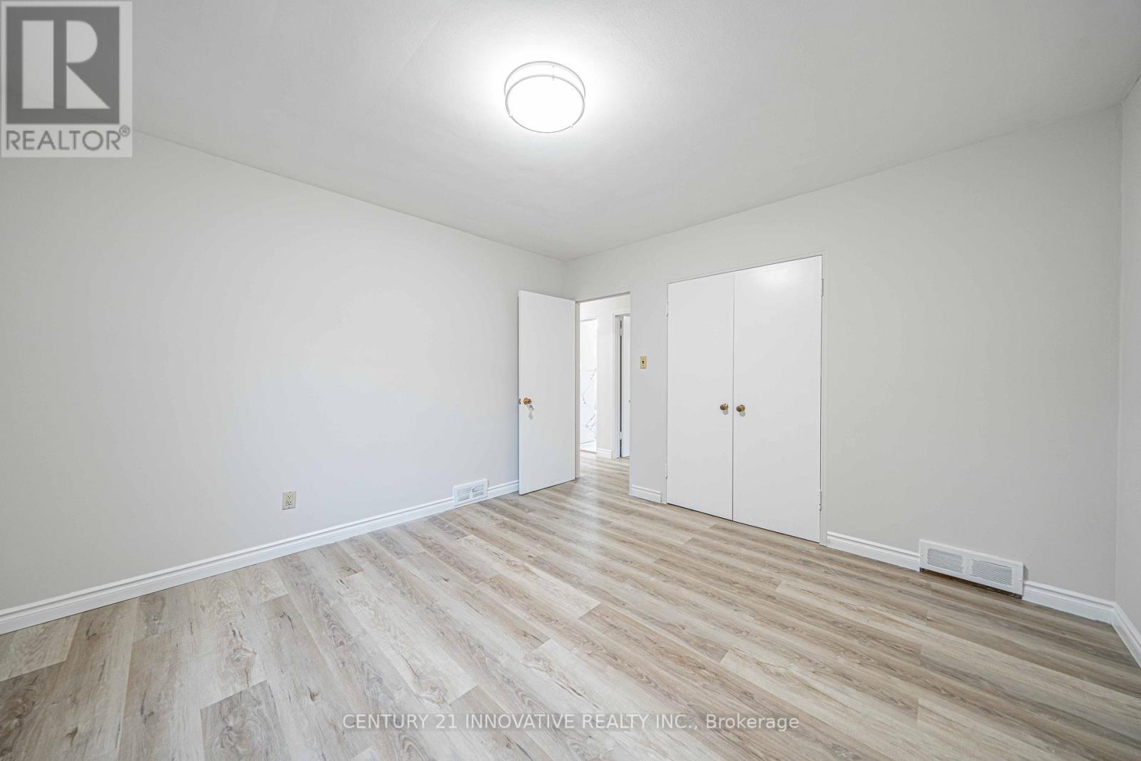 Upper - 22 Carysfort Road, Toronto, Ontario  M8Z 4X2 - Photo 20 - W13810334