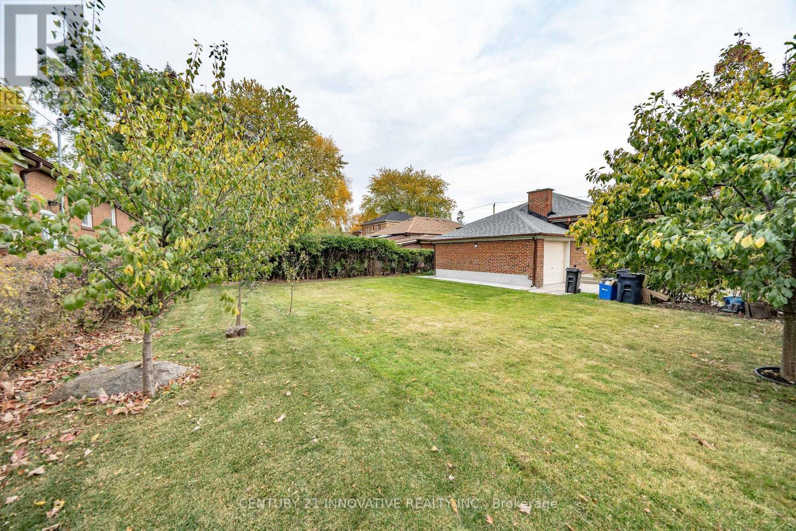 Upper - 22 Carysfort Road, Toronto, Ontario  M8Z 4X2 - Photo 45 - W13810334