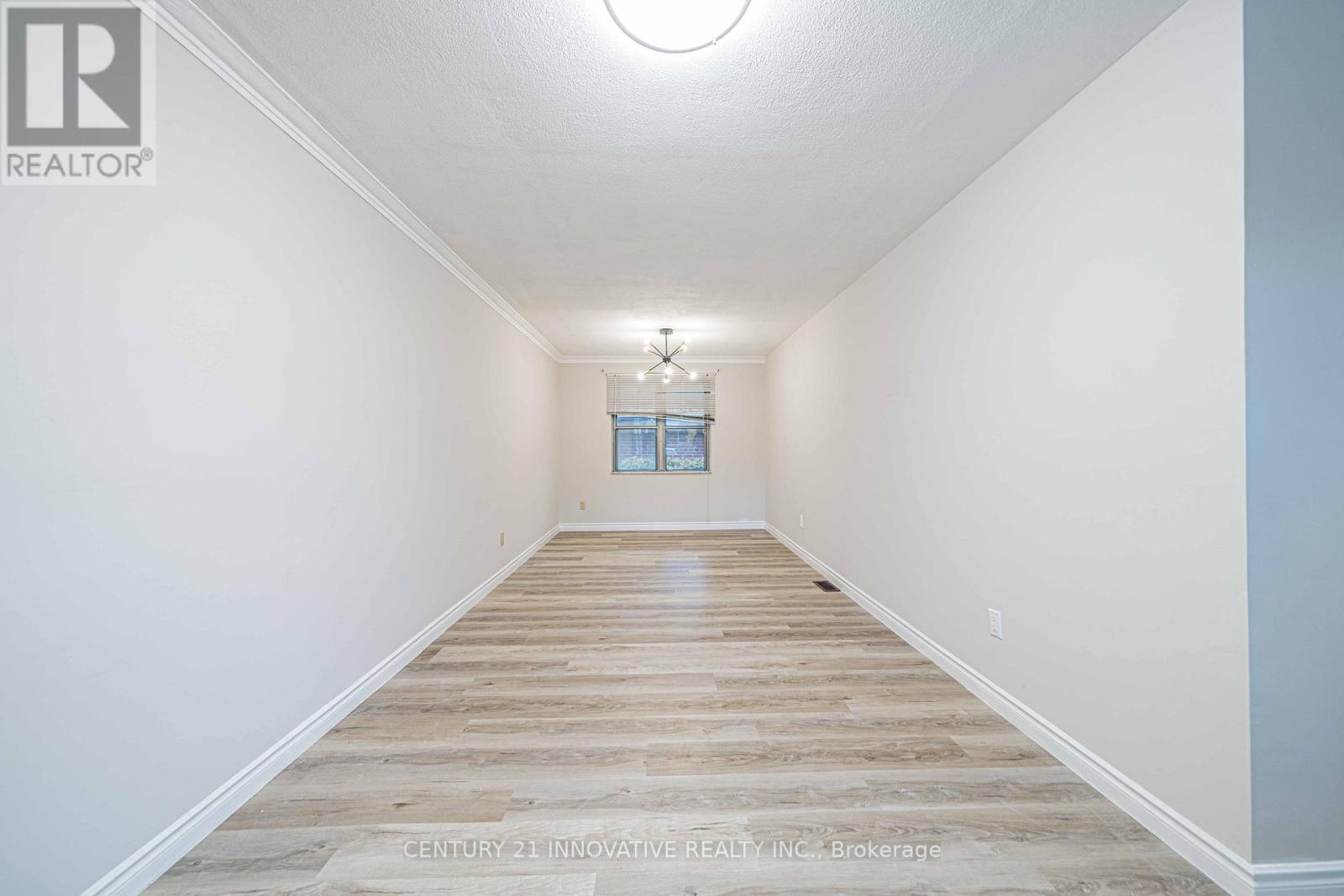 Upper - 22 Carysfort Road, Toronto, Ontario  M8Z 4X2 - Photo 7 - W13810334