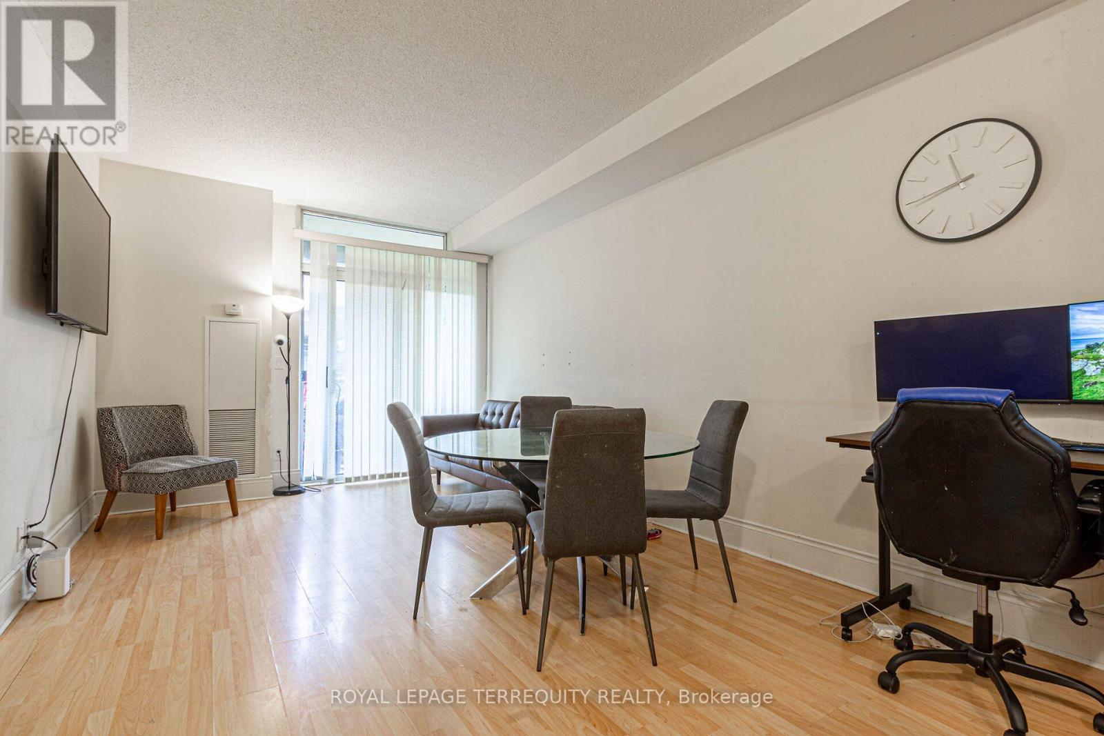 226 - 3888 Duke Of York Boulevard, Mississauga, Ontario  L5B 4P5 - Photo 11 - W13810350