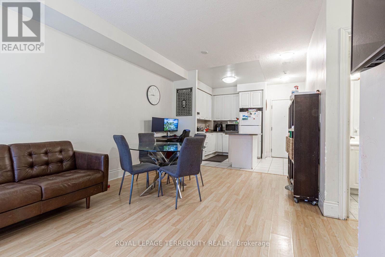 226 - 3888 Duke Of York Boulevard, Mississauga, Ontario  L5B 4P5 - Photo 12 - W13810350