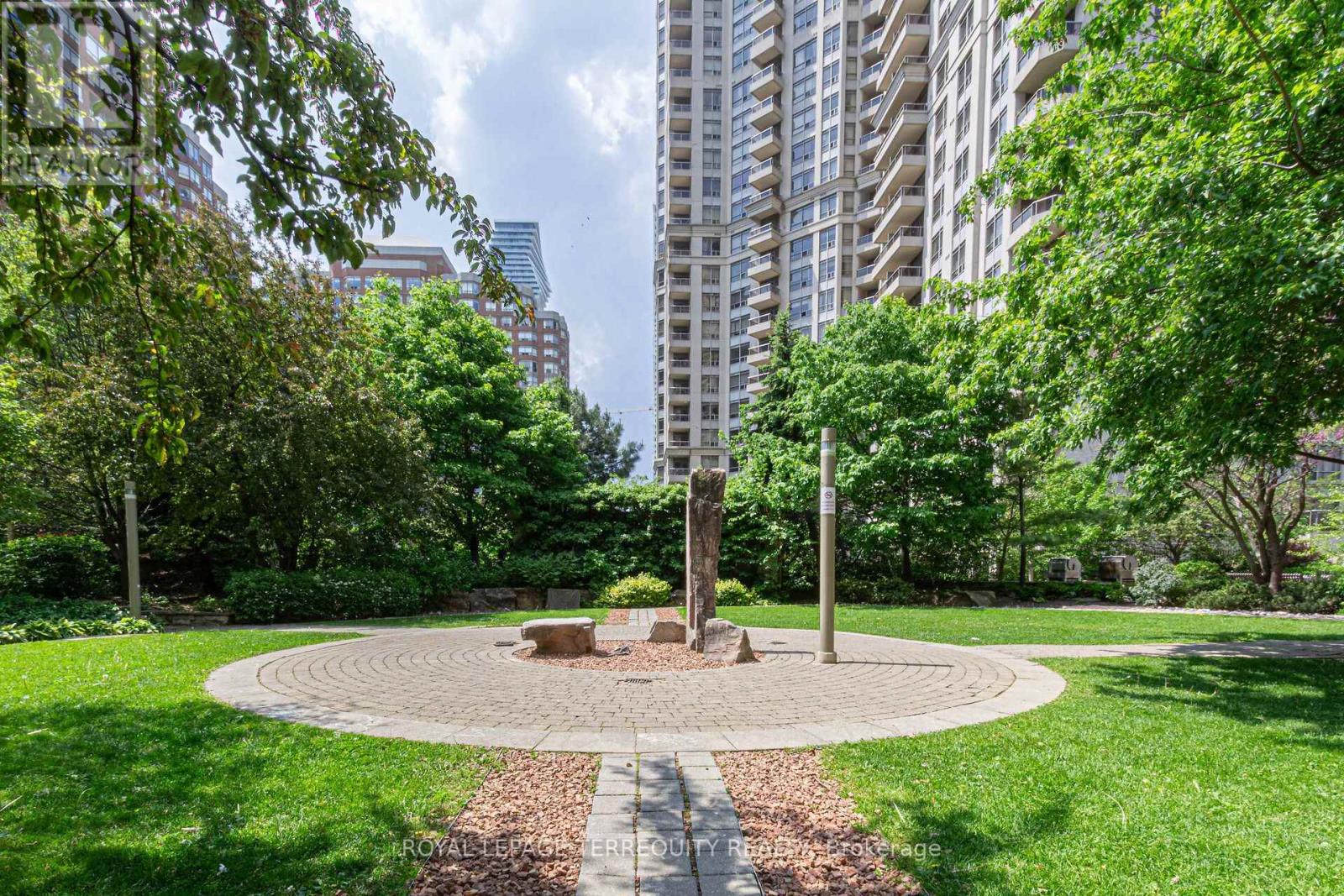 226 - 3888 Duke Of York Boulevard, Mississauga, Ontario  L5B 4P5 - Photo 24 - W13810350