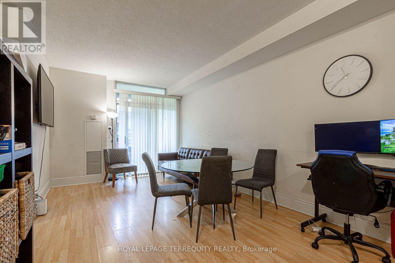 226 - 3888 Duke Of York Boulevard, Mississauga, Ontario  L5B 4P5 - Photo 7 - W13810350