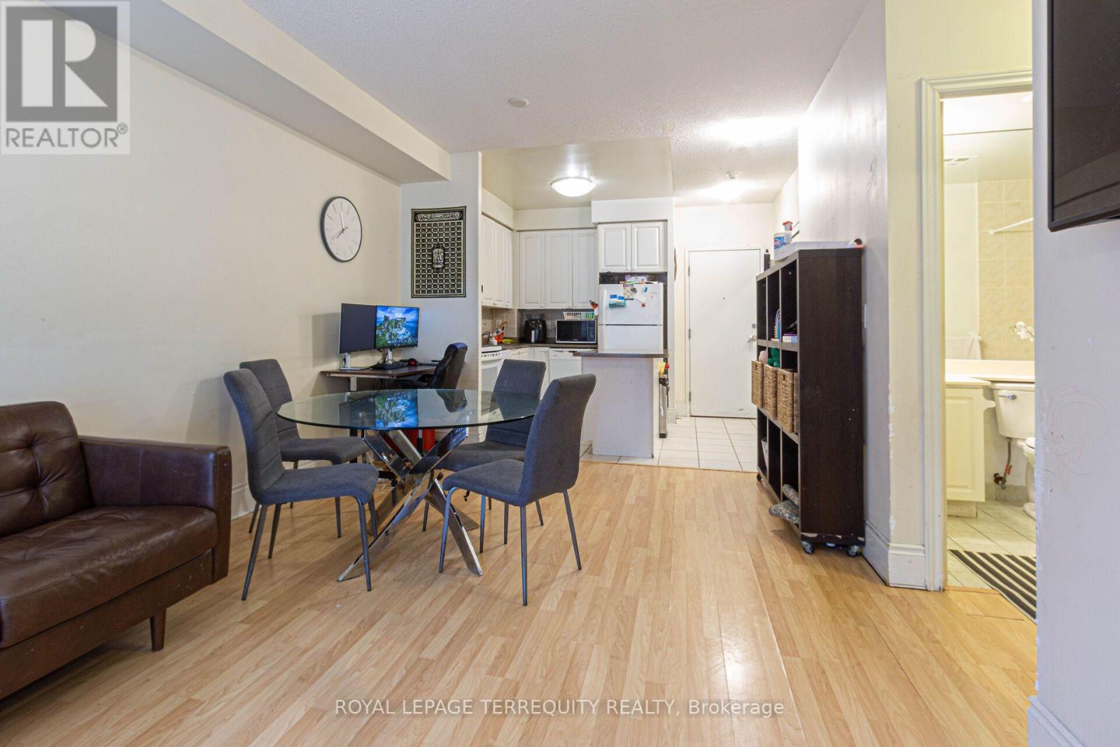 226 - 3888 Duke Of York Boulevard, Mississauga, Ontario  L5B 4P5 - Photo 9 - W13810350
