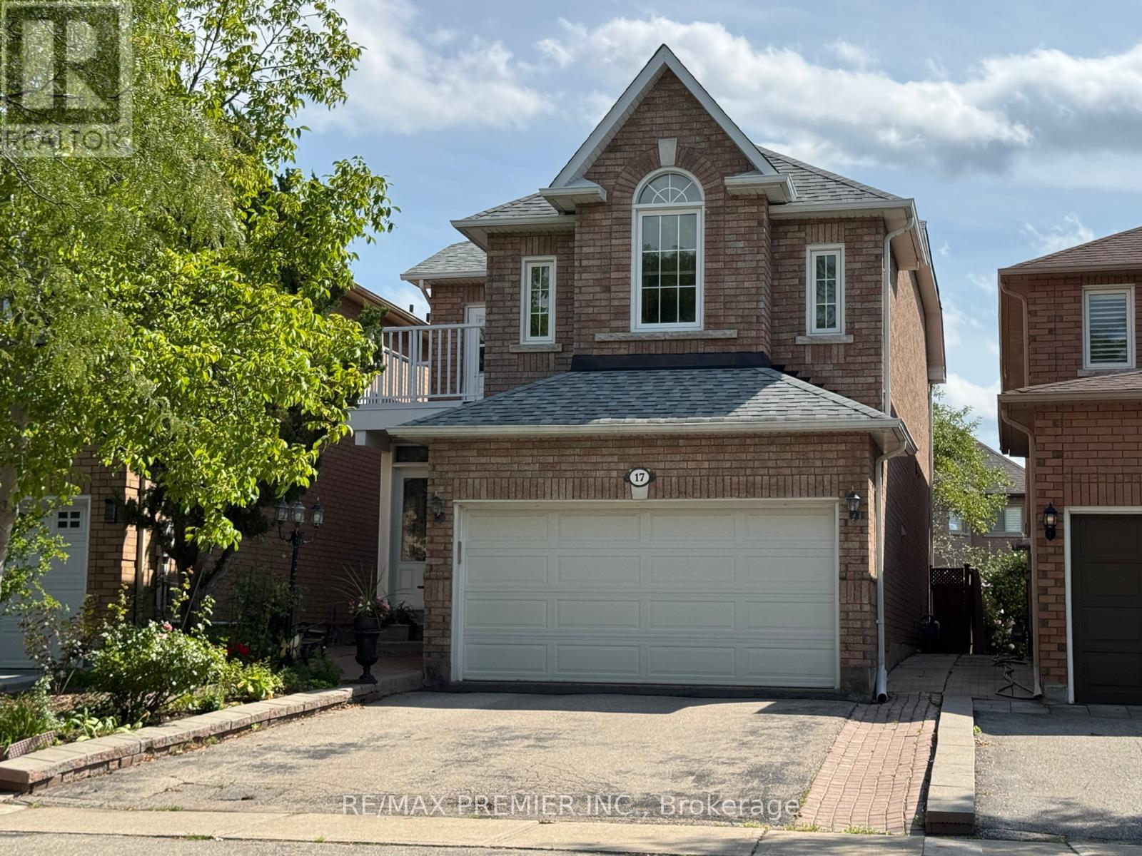 17 VILLANDRY CRESCENT, Vaughan, Ontario